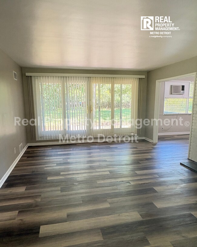 Photo - 32505 Bellvine Trail
