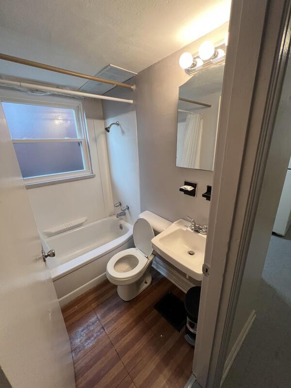 Photo - 246 Basswood Ave