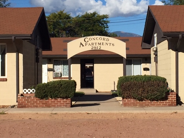 Vista frontal - Concord Apartments