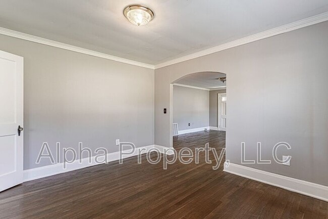 Photo - 739 Anderson Dr