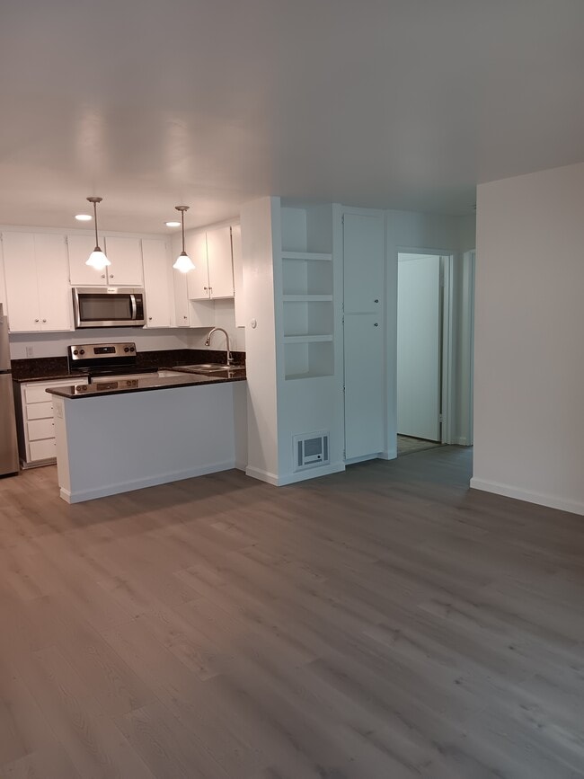 Photo - 6354 Rancho Mission Rd Unidad 524