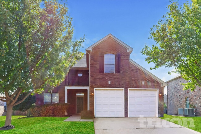 Building Photo - 2811 S Serrano