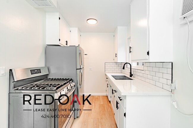 Photo - Casa Loma Apartments