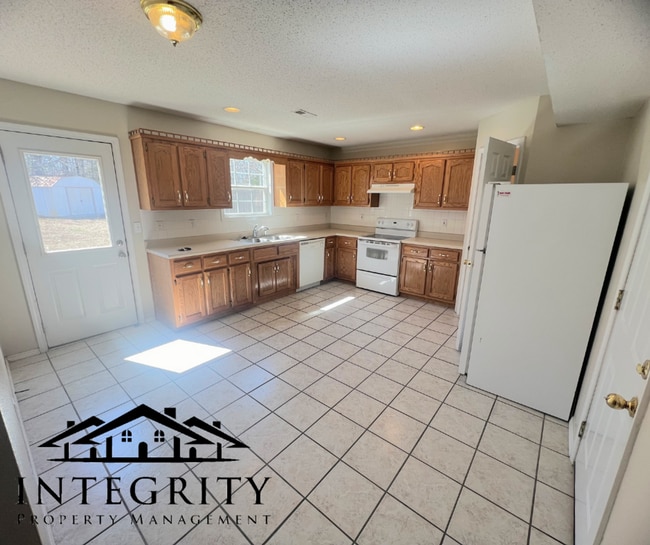 Photo - 19790 Stirrup Ln Unit B #56