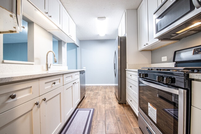 Photo - 5101 Carriage Way Dr Unit B103