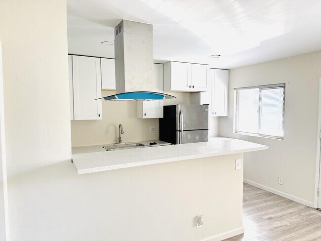 Photo - Bahama Palms, Newly Renovated 650 Sq Ft  1-Bedroom Riverside Retreat! Unit C