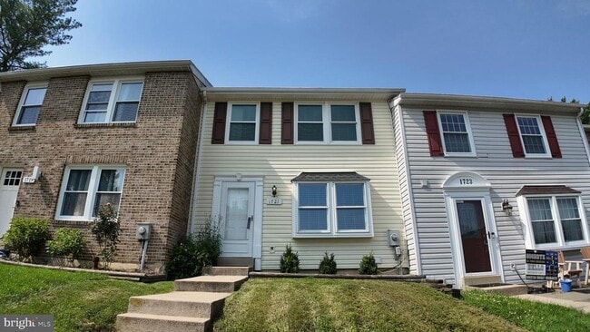 Photo - 1721 Springhouse Ct