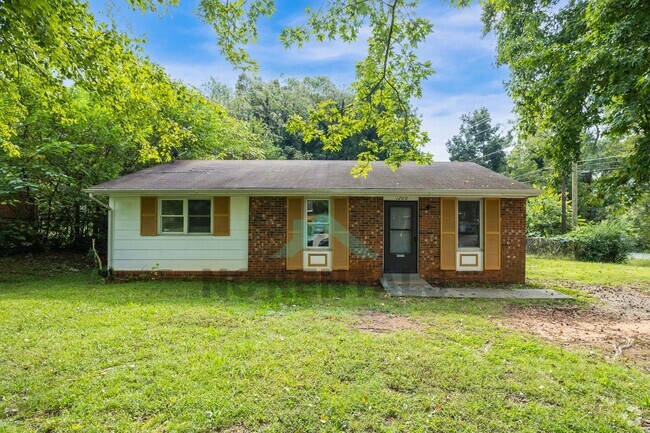 Building Photo - Charming, Move-In Ready Home in the Heart ...