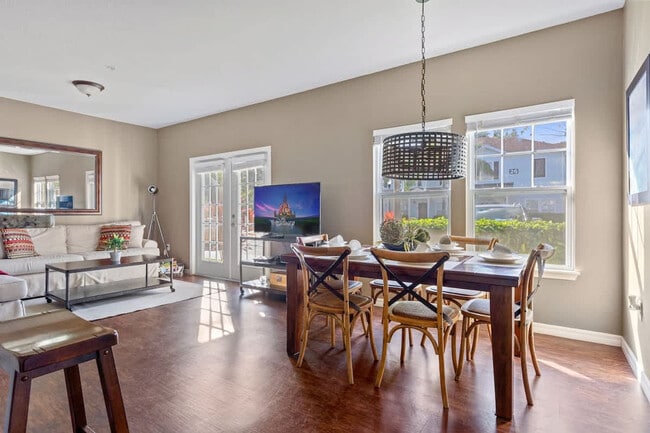 Photo - 2901 Edenshire Wy Unit ID1280916P