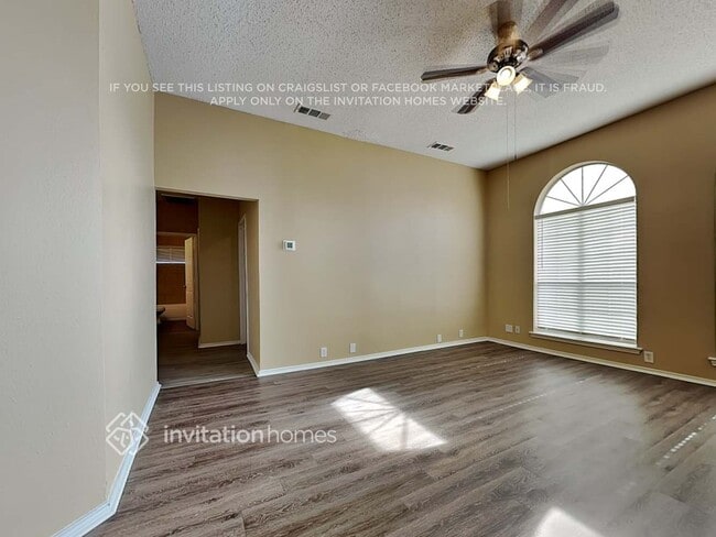 Photo - 1301 Woodthorpe Dr