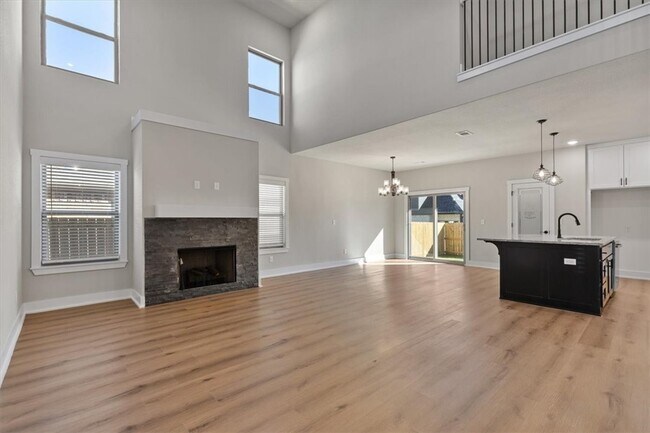 Photo - 7005 SW High Meadow Blvd