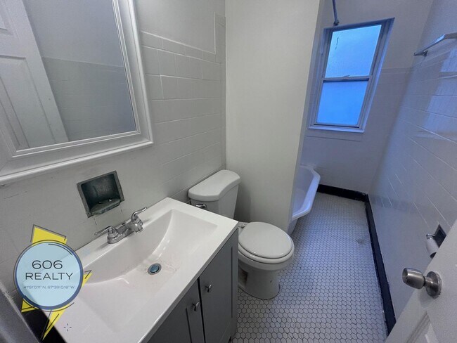 Photo - 7340 N Damen Ave Unit 2
