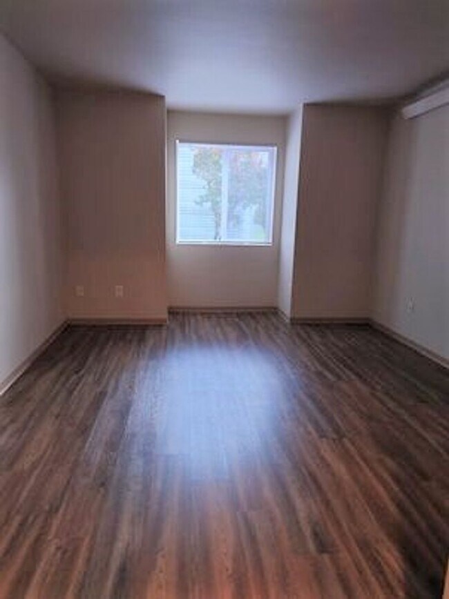 Lexington Apartments
