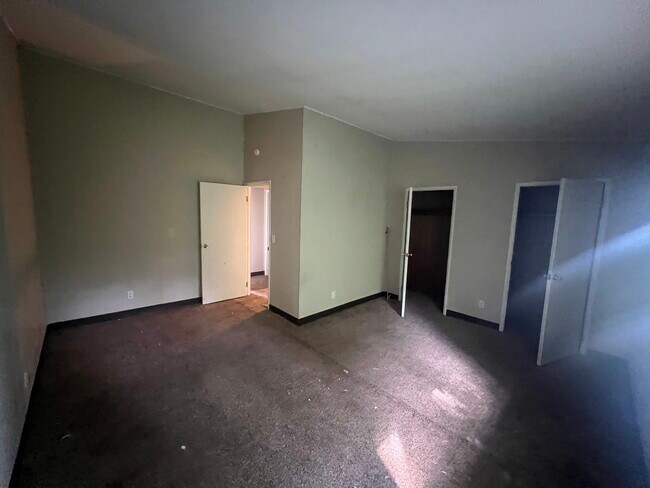 Photo - 141-143 Bradley St