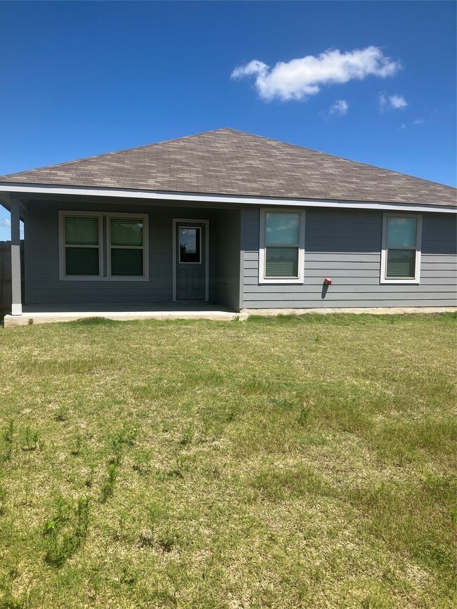 Photo - 232 Blanco Dr