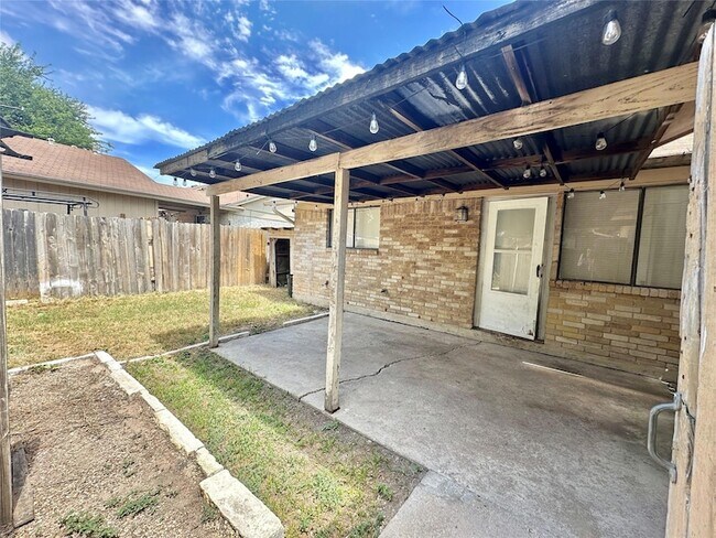 Photo - 207 W William Cannon Dr Unidad B