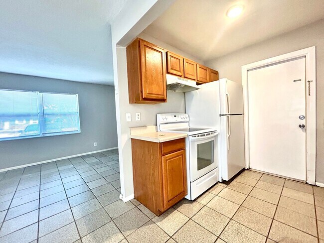 Photo - 2260/2262 Stella St. Unit 2260