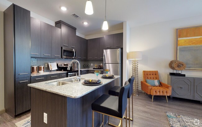 2HAB, 2BA The Retreat