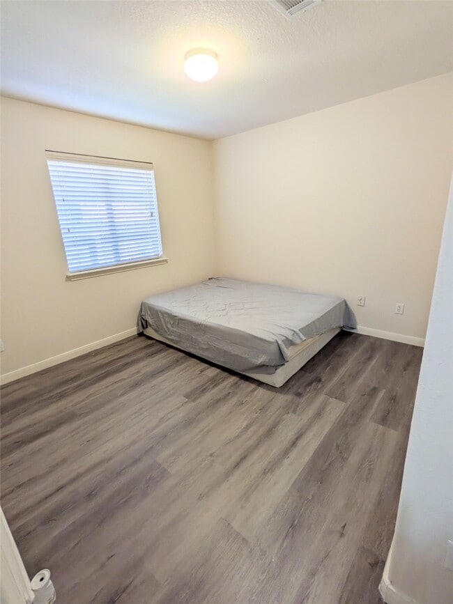 Photo - 21470 Olympic Forest Dr