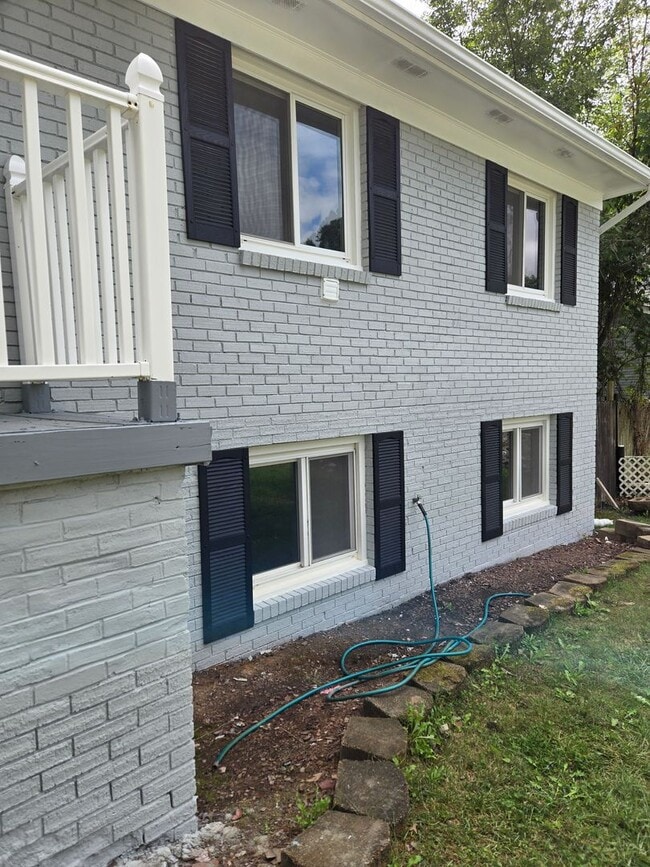 Photo - Single Family Home in Dale City