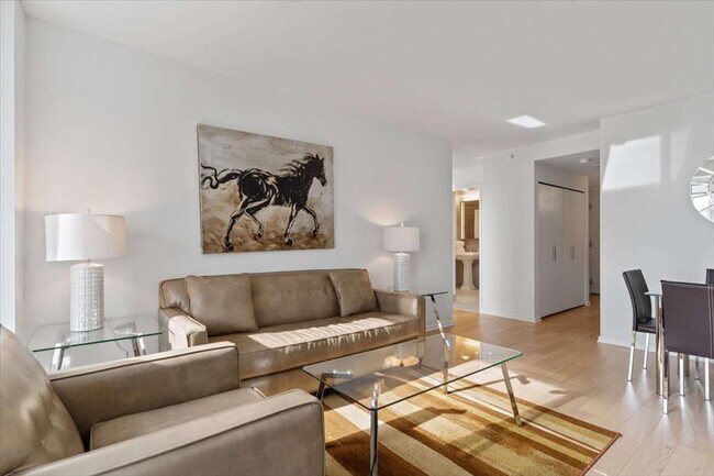 Photo - 680 Mission St Unit ID1039852P