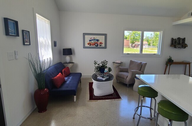 Photo - 1444 Sheridan St