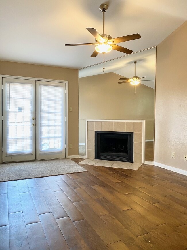Photo - 14600 Fonmeadow Dr Unit 907