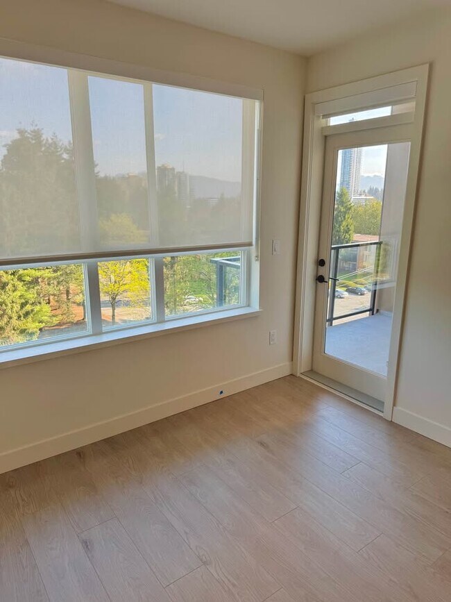 Photo - 13238-13105 105 Ave