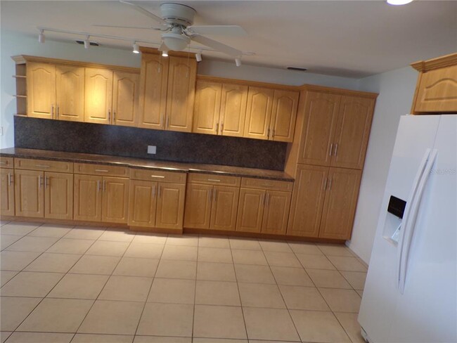 Photo - 2437 Greenland Ct