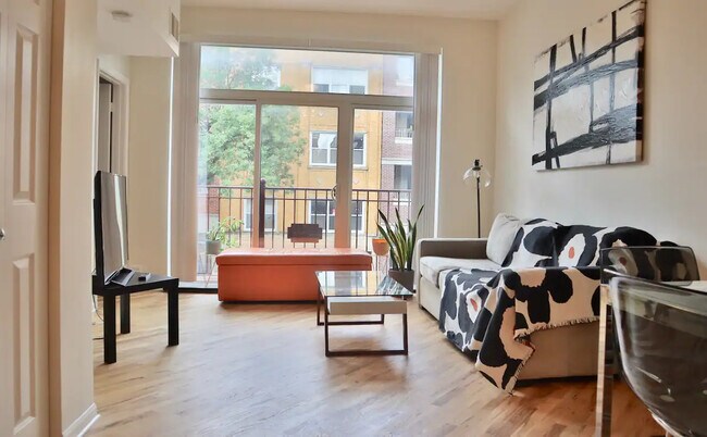 Photo - 908 N Damen Ave Unit 3F