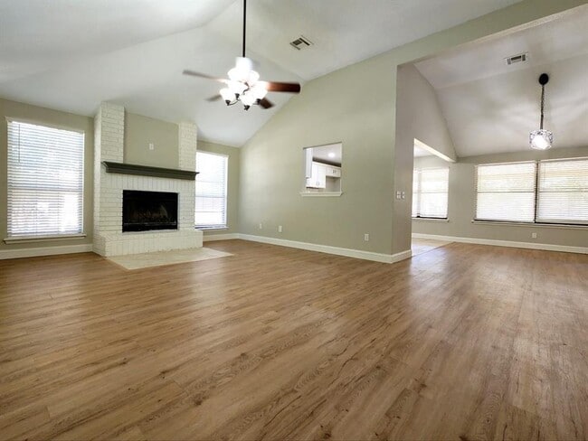 Photo - 11703 Lorene Ave