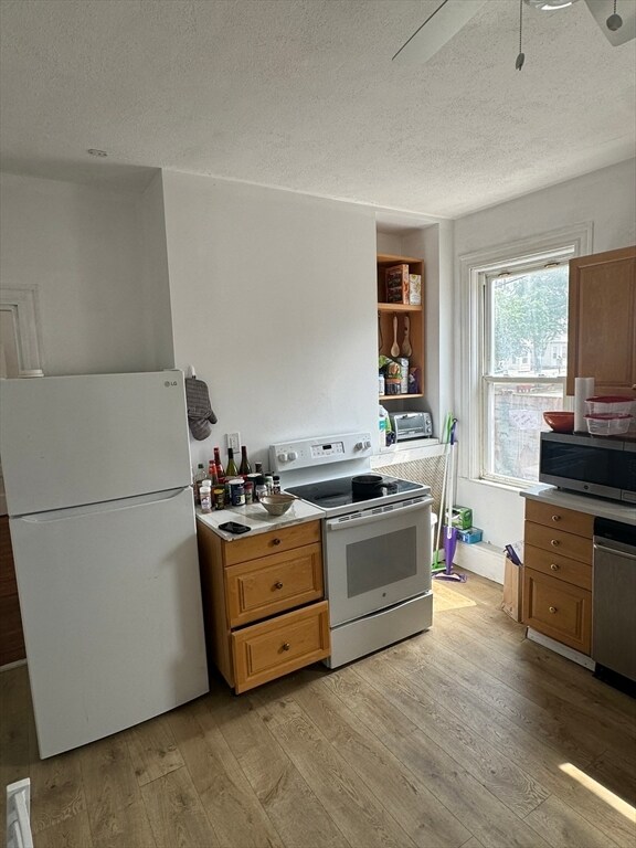Building Photo - 58 Aspinwall Ave Unit 1