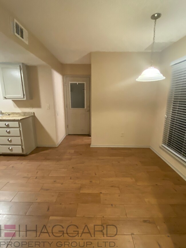 Photo - Move in Ready Duplex in Frisco! House