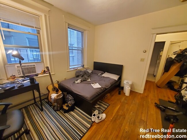 1669 Commonwealth Ave Unidad 8