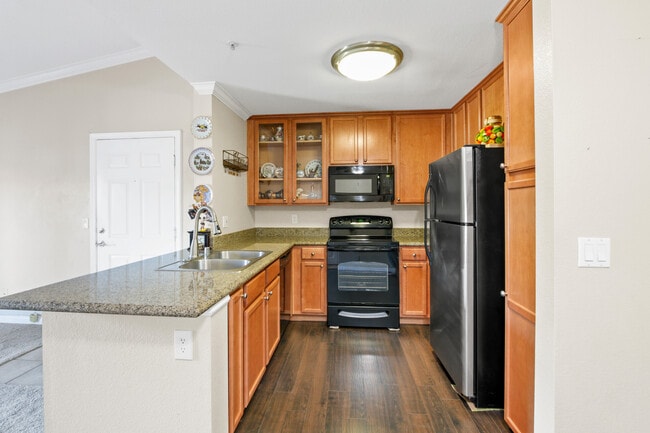 Photo - 1020 La Terraza Cir Unit 306