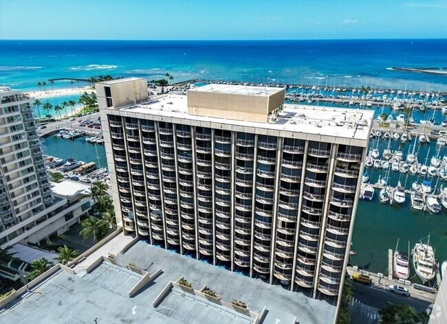 Building Photo - Available 4/11/25  Waikiki studio at the I... Unit 983 Rental