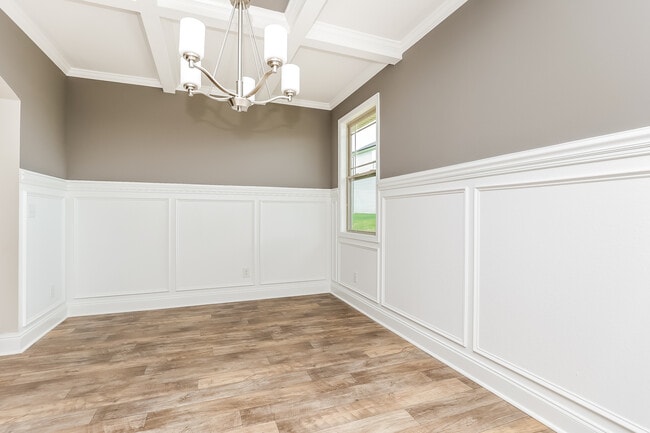 Photo - 1141 Black Oak Cir