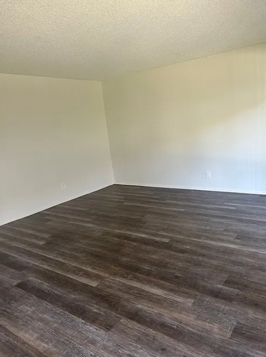 Photo - Cornuta Apartments