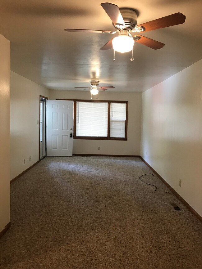 Photo - Collinwood Drive-5000 Unit 5000