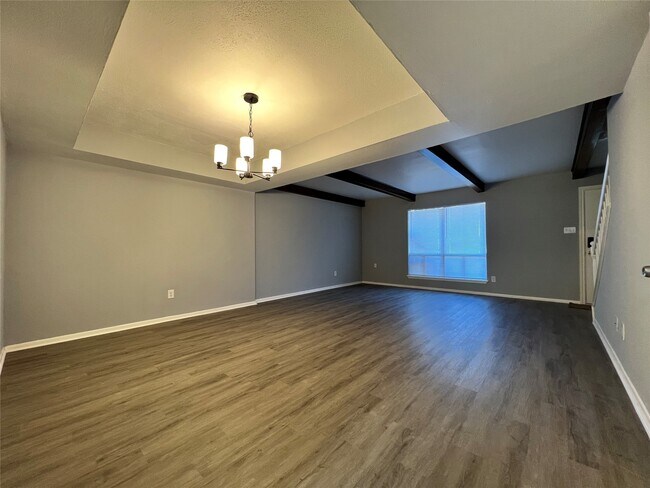 Photo - 3208 Briar Ct