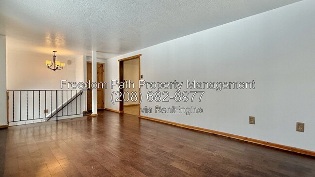 1142 W Elmira Rd