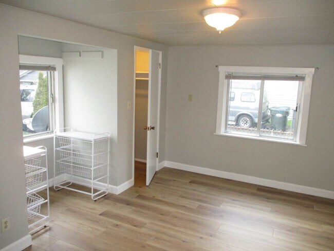 Photo - 2 Bedroom 1 Bath Tacoma Home for Rent