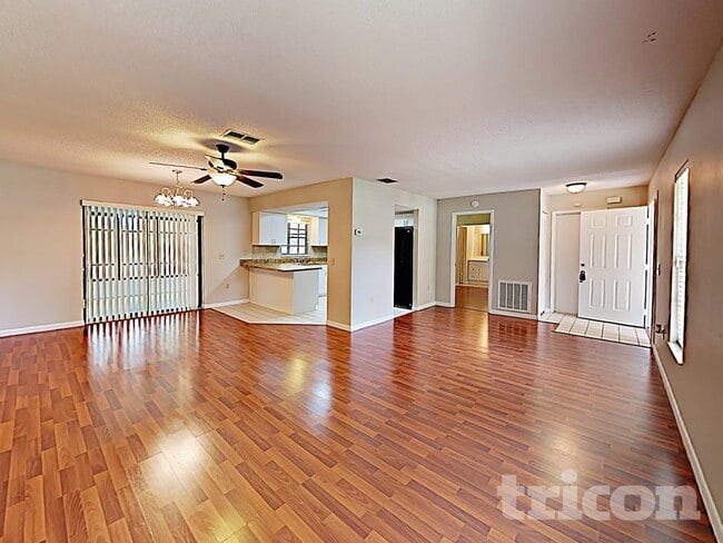 Photo - 12207 Bluefield St