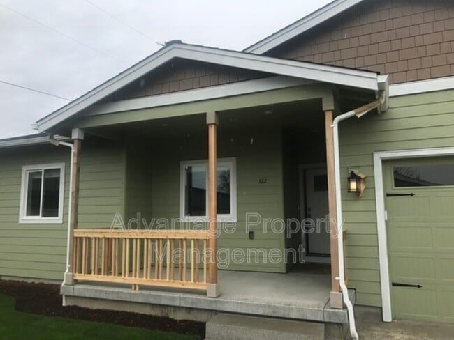 Photo - 122 S 21st St