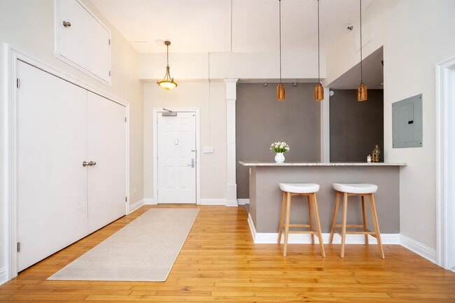 Photo - 501 Adams St Unit 4e