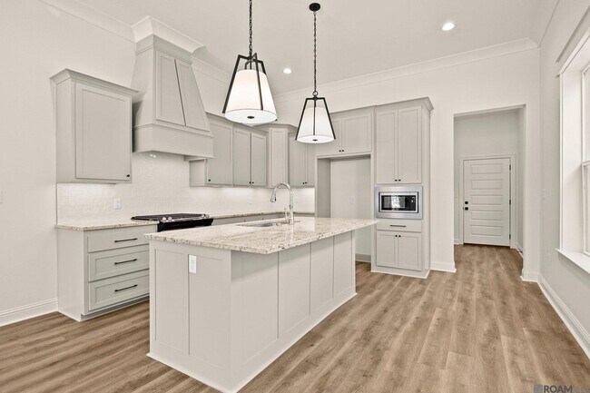 Photo - 13932 Mullins Dr