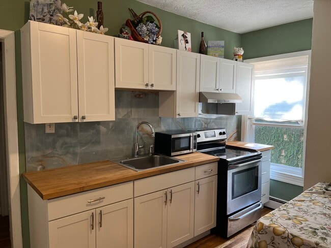 Kitchen - 5 Otisfield St Unit # 2