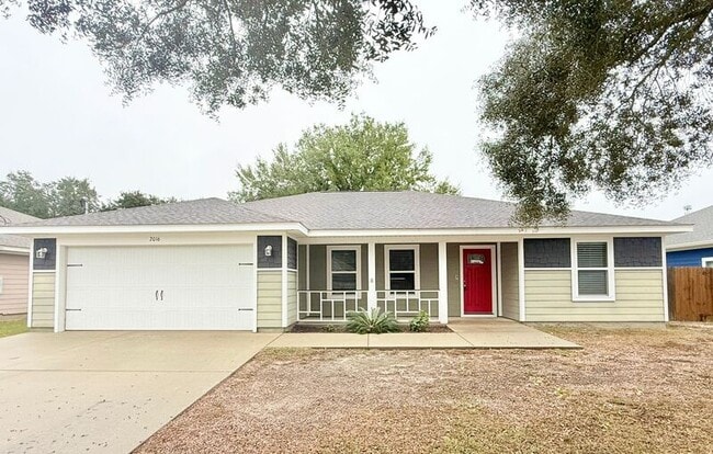 Building Photo - 2016 Salamanca St