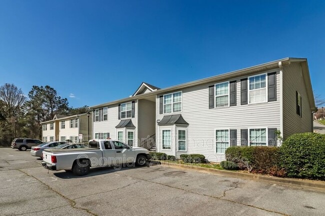 Photo - 1702 Stonehaven Cir