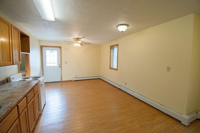 Photo - 127 Elizabeth Ave Unit #4